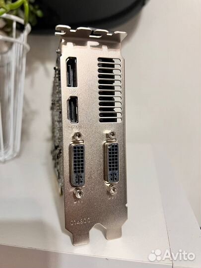 Видеокарта Radeon HD 6950 1GB Sapphire