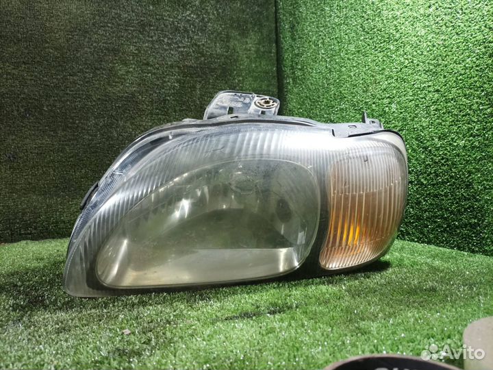 Фара Suzuki Baleno (1995-2002)