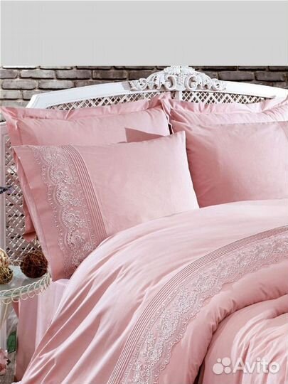 Продам новый комплект постельного белья с одеялом