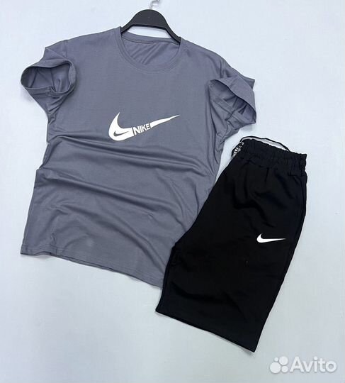 Футболка и шорты Nike