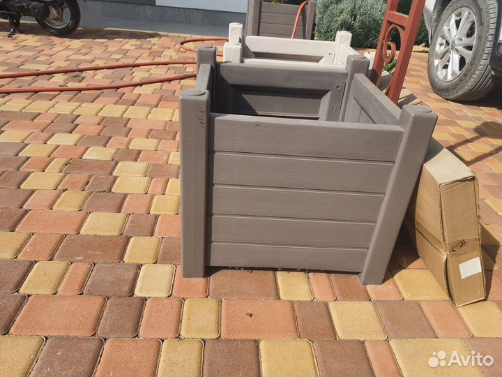 Кашпо напольное