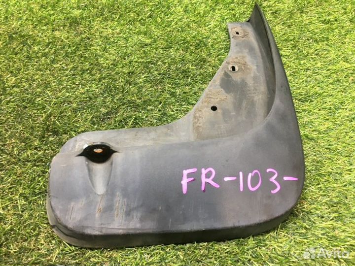 Брызговик передний правый Infiniti Fx35 S51 VQ35HR