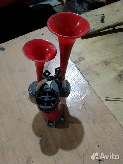 Громкий звуковой сигнал