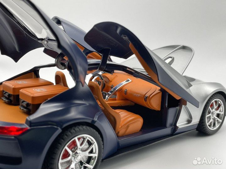 Модель автомобиля Bugatti Atlantic металл 1:24