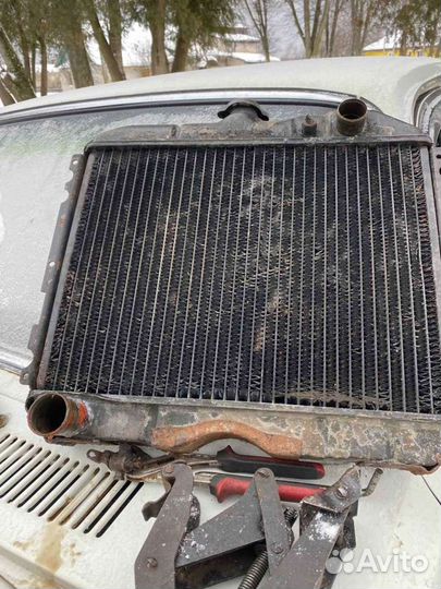 Радиатор УАЗ на 469 3303 волга 24