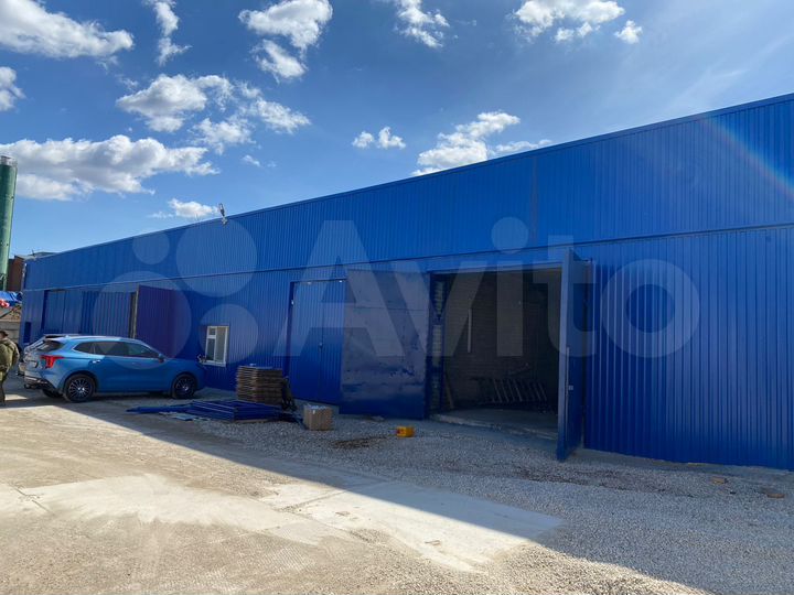 Офис, скад и бокс - 225 м²