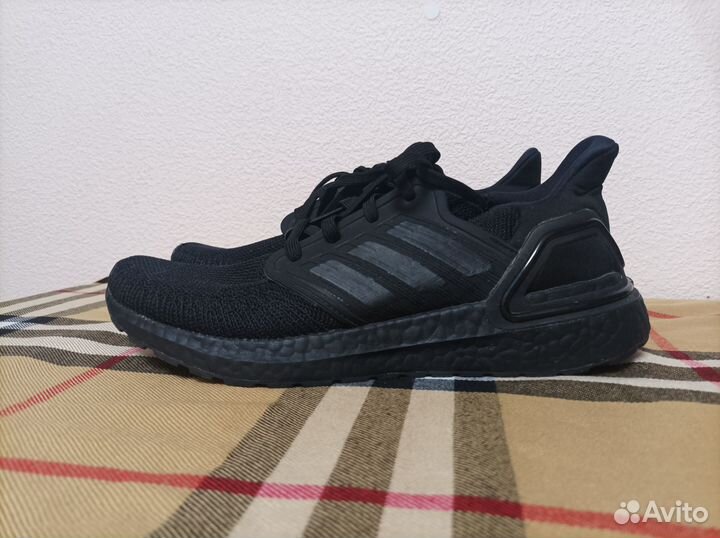 Кроссовки adidas UltraBoost 20 оригинал