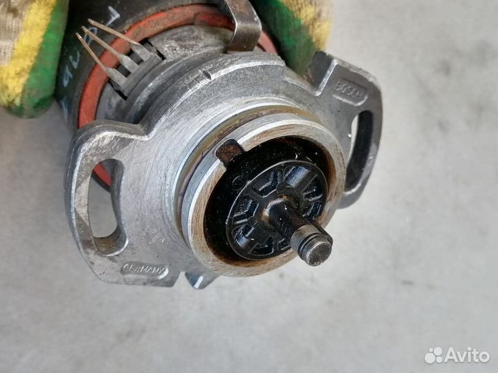 Трамблёр Volkswagen Golf 3 (1991-2000) 1,4