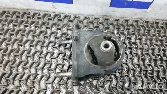 Подушка двигателя дизельная toyota RAV 4 ZCA2 (4BR