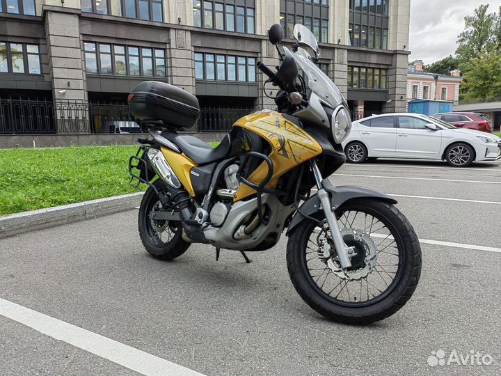 Honda Transalp xl700