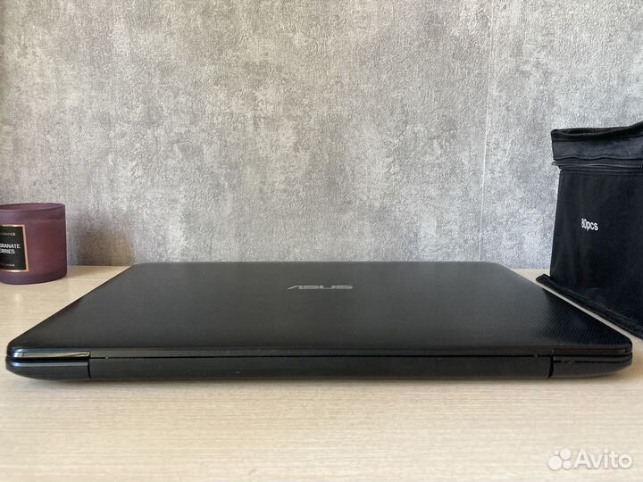 Ноутбук asus