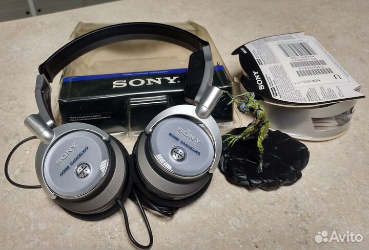 Наушники Sony MDR-NC6