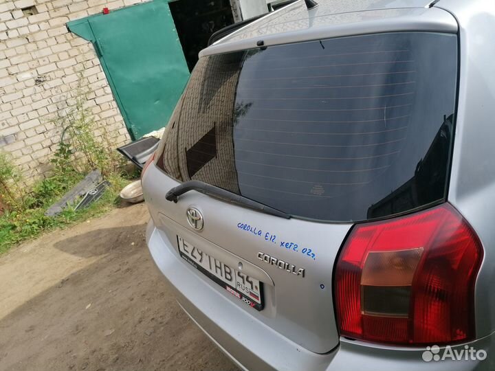 Дверь багажника со стеклом хетчбек Toyota Corolla