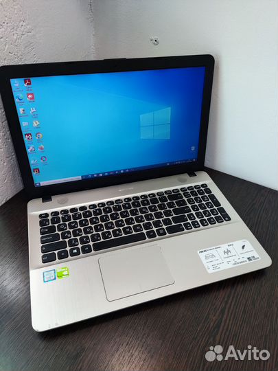 Asus 15.6 Core i5 7Th/озу 12/GT 920Mx/Sdd/Full HD