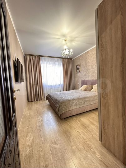 2-к. квартира, 60 м², 4/18 эт.