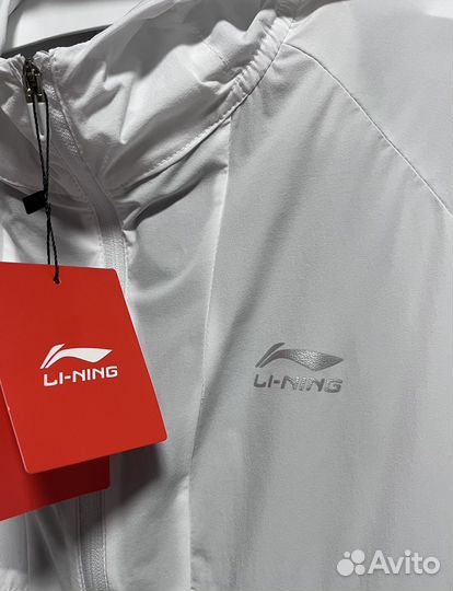 Женский спортивный костюм Li-ning