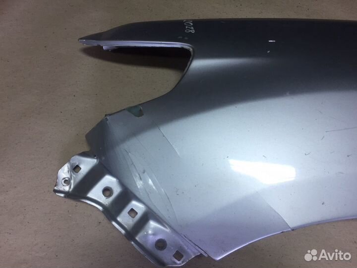 Крыло переднее левое Toyota Land Cruiser 200