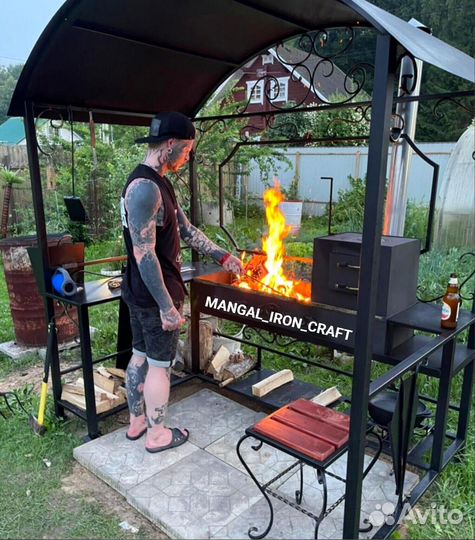 Беседка с мангалом