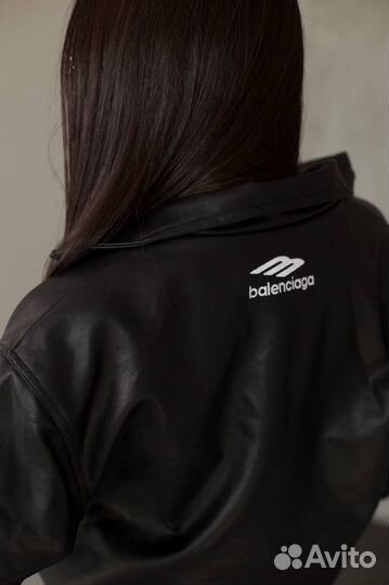 Бомбер женский