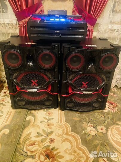 Музыкальный центр LG