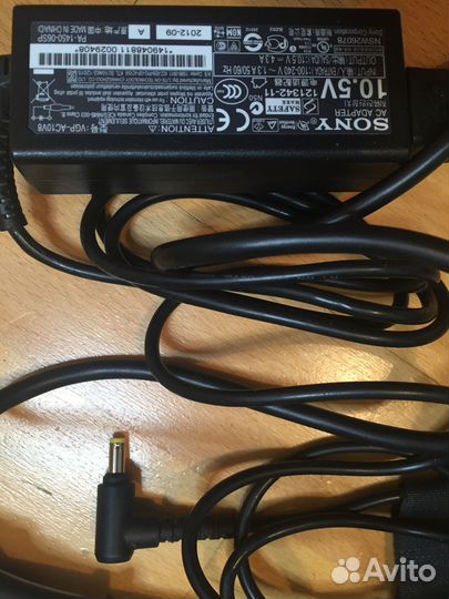 Блок питания Sony Vaio Duo 10.5V VGP-AC10V8