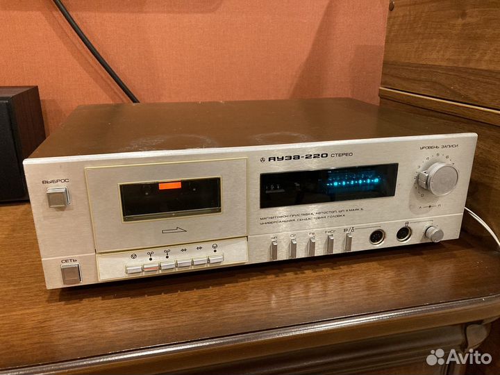 Кассетный магнитофон Яуза 220