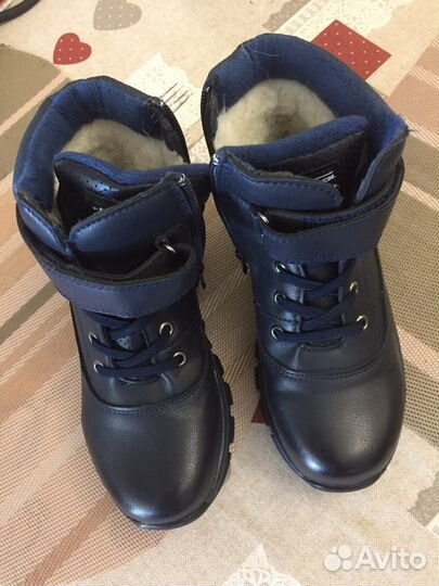 Туфли и сапожки на мальчика
