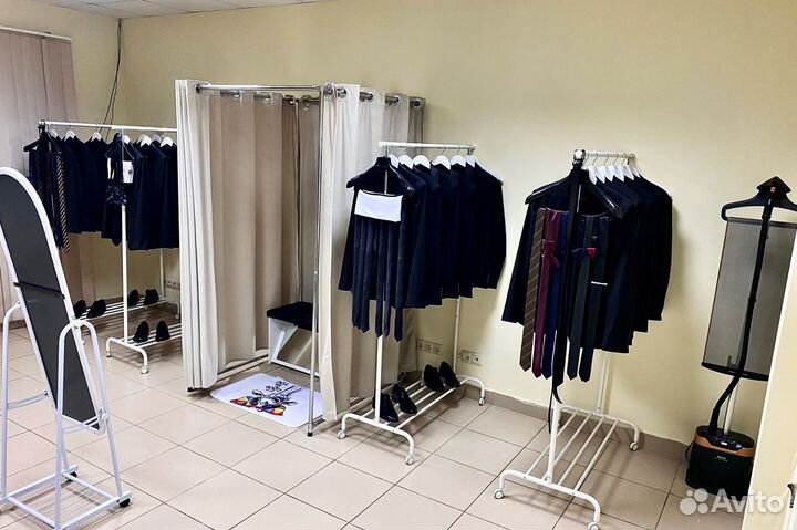 Прокат мужских костюмов и аренда смокингов Казань