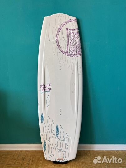 Вейкборд liquid force 134
