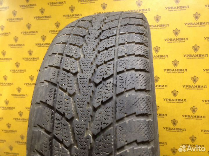 Toyo Winter Tranpath S1 215/60 R17 96Q