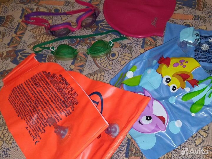 Очки, нарукавники, шапочка