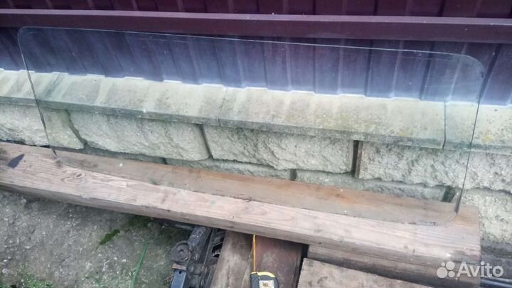 Задние стёкло нива