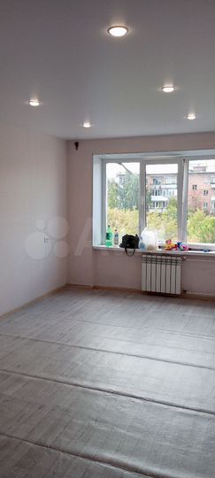 Комната 19 м² в > 9-к., 5/5 эт.