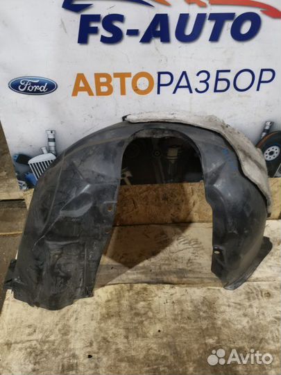 Подкрылок передний правый Ford Kuga 2 2.0 txma