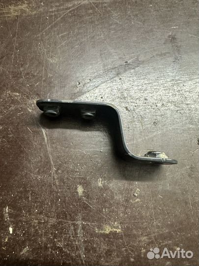 Кронштейн брызговика Scania 6 2324711