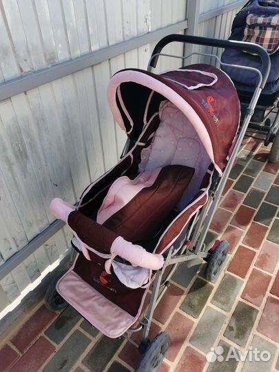 Коляска сидячая