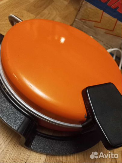 Вафельница Сластёна СССР электрическая новая