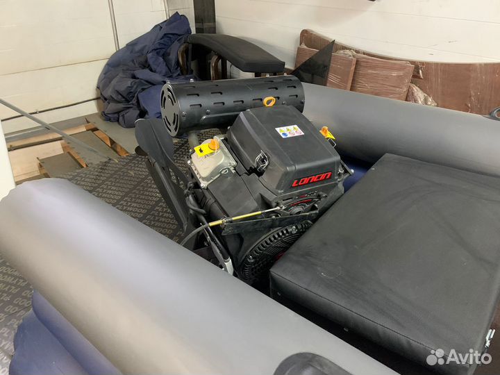 Лодка болотоход Бриз 430