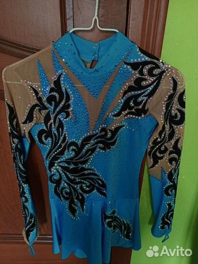 Платье для выступлений фигурное катание