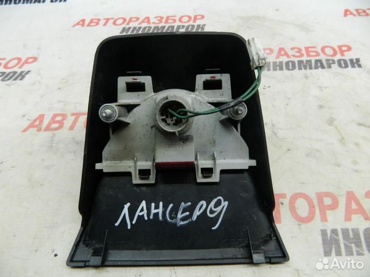 Фонарь задний для Mitsubishi Lancer IX 2000-2011