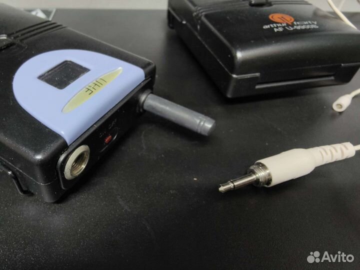 Радиосистема Arthur Forty U9900B