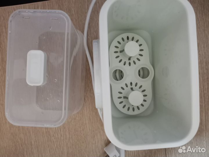 Стерилизатор для бутылочек и ершики