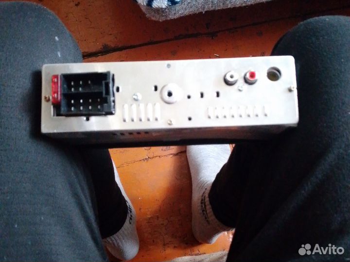 Магнитола Aura AMH240WG