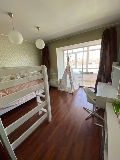 3-к. квартира, 120 м², 5/6 эт.