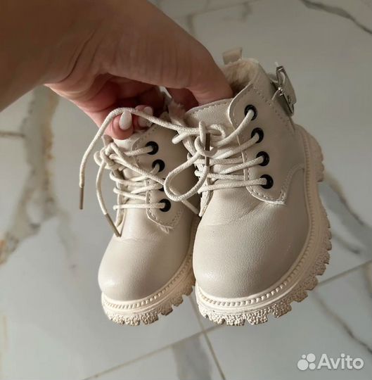 Ботинки детские 22
