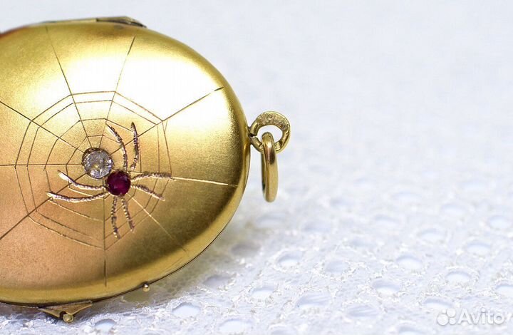Кулон-локет с рубином и бриллиантом 56 пробы