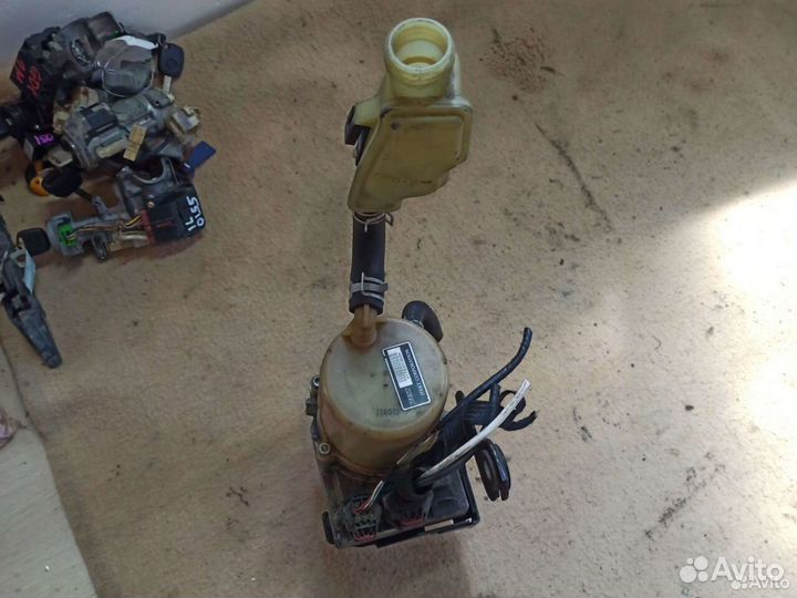 Насос гур Mazda3, axela BL