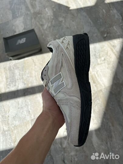 New Balance 1906