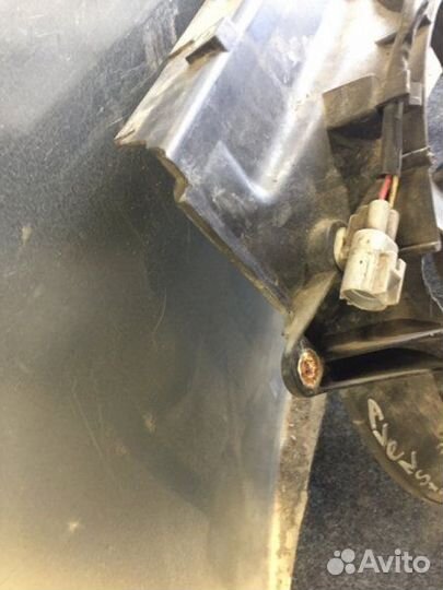 Диффузор Toyota Avensis седан 2.0 2008