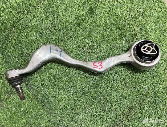 Рычаг передний правый верхний BMW 3 AW6082